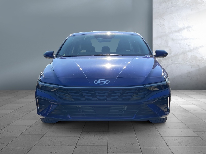 2025 Hyundai Elantra Hybrid