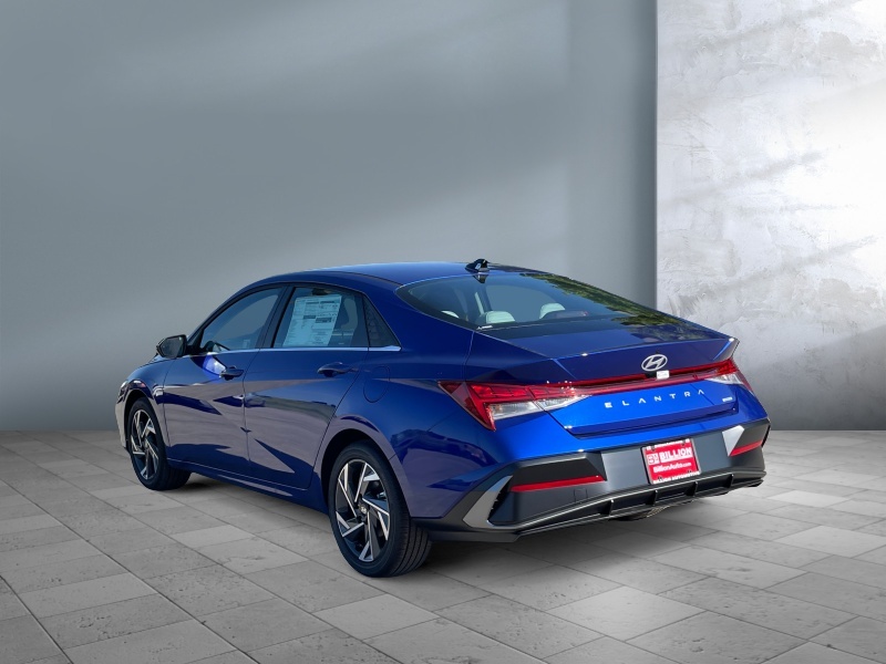 2025 Hyundai Elantra Hybrid