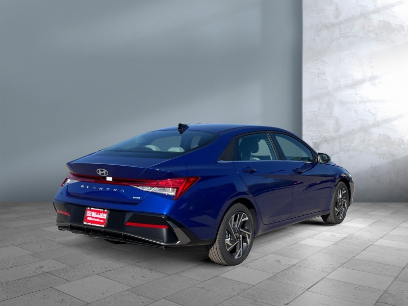 2025 Hyundai Elantra Hybrid