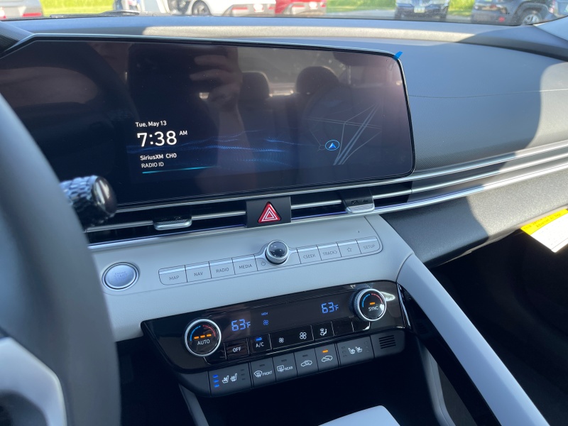 2025 Hyundai Elantra Hybrid