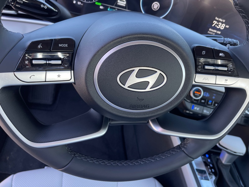 2025 Hyundai Elantra Hybrid