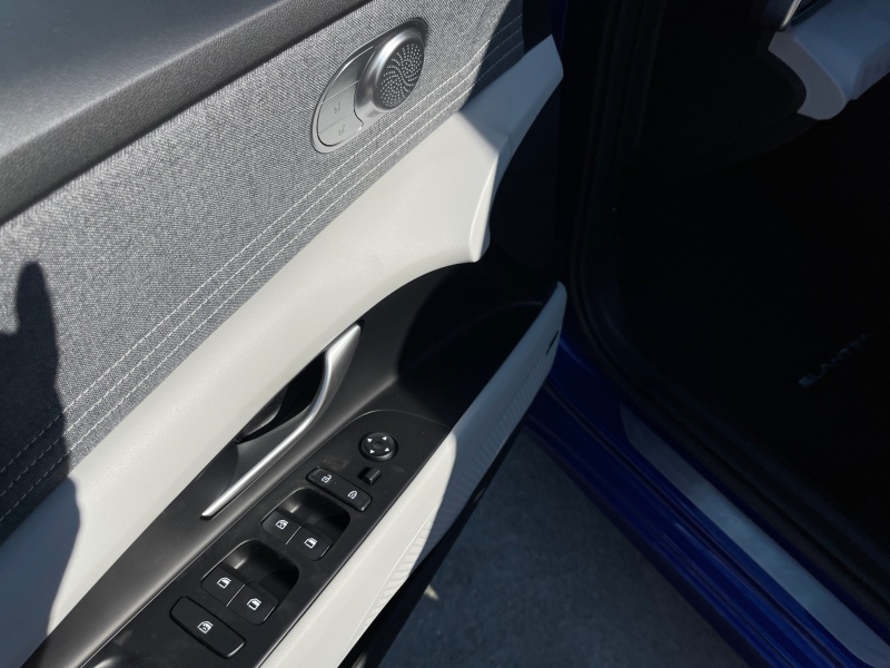 2025 Hyundai Elantra Hybrid