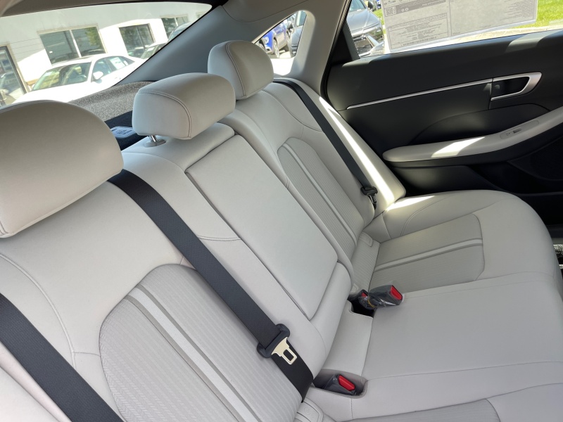 2025 Hyundai Sonata Hybrid