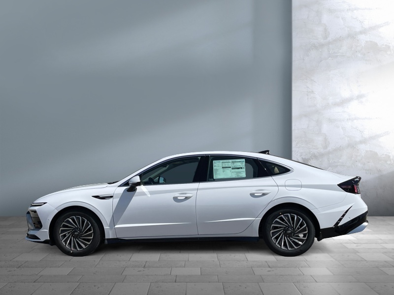 2025 Hyundai Sonata Hybrid
