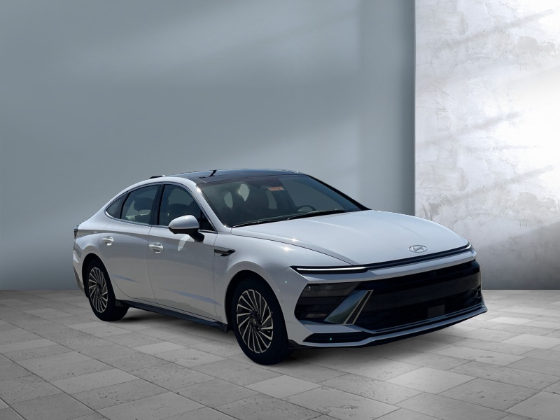 2025 Hyundai Sonata Hybrid