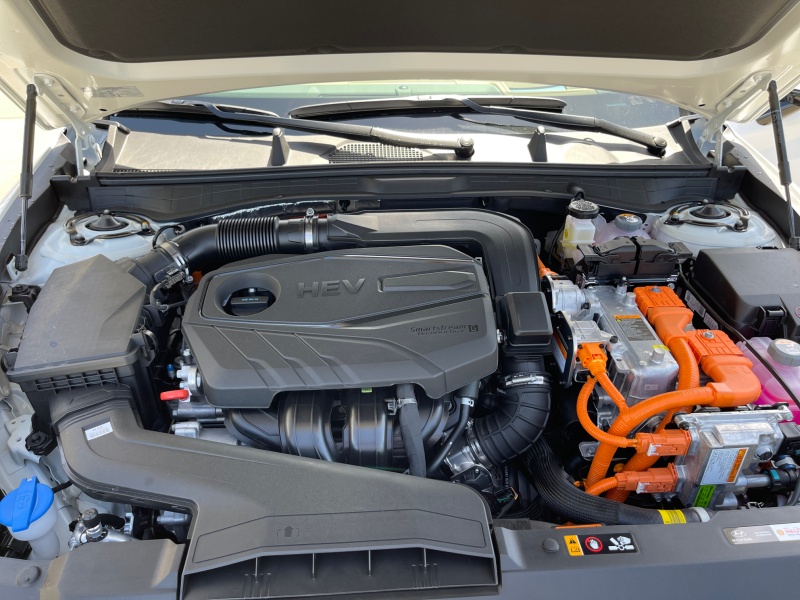 2025 Hyundai Sonata Hybrid