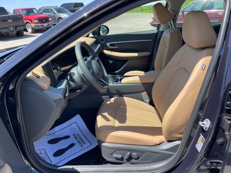 2025 Hyundai Sonata Hybrid