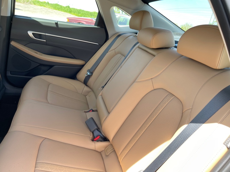 2025 Hyundai Sonata Hybrid