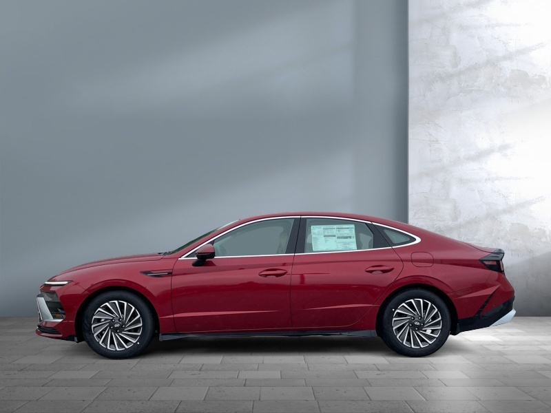 2025 Hyundai Sonata Hybrid