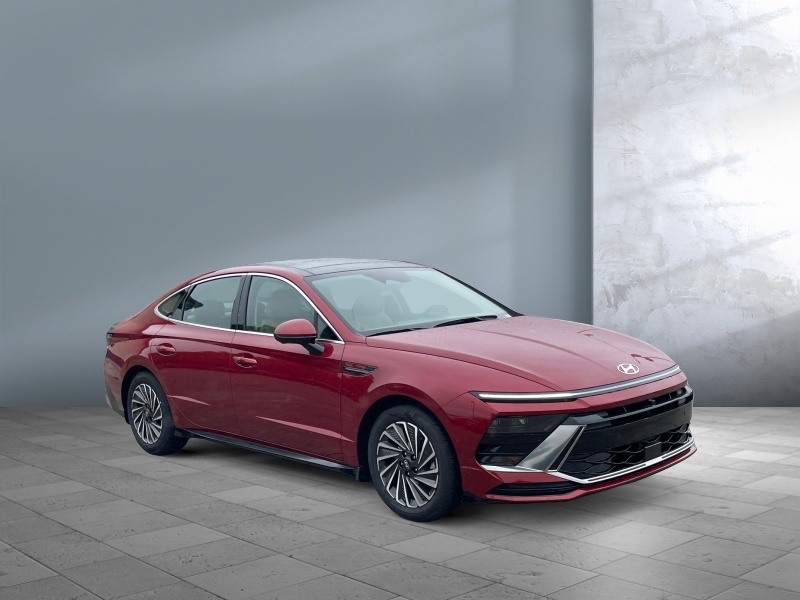 2025 Hyundai Sonata Hybrid