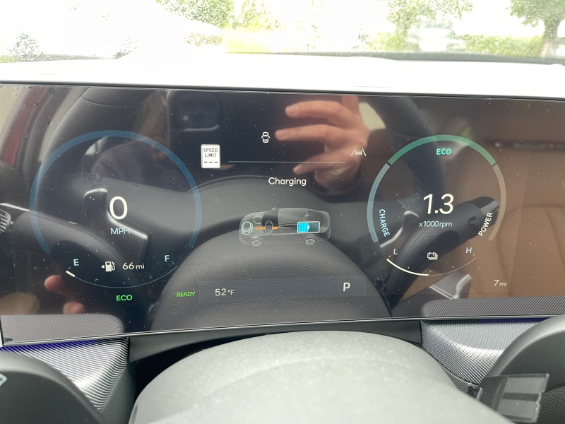 2025 Hyundai Sonata Hybrid