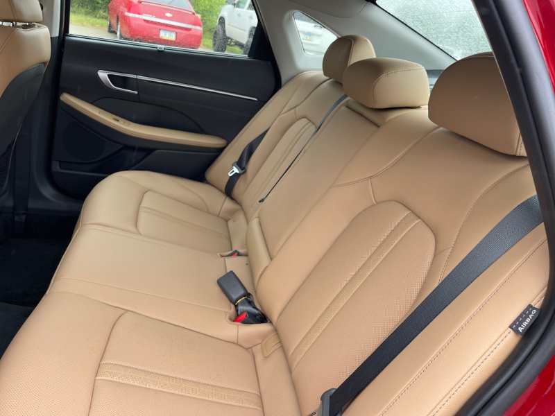 2025 Hyundai Sonata Hybrid