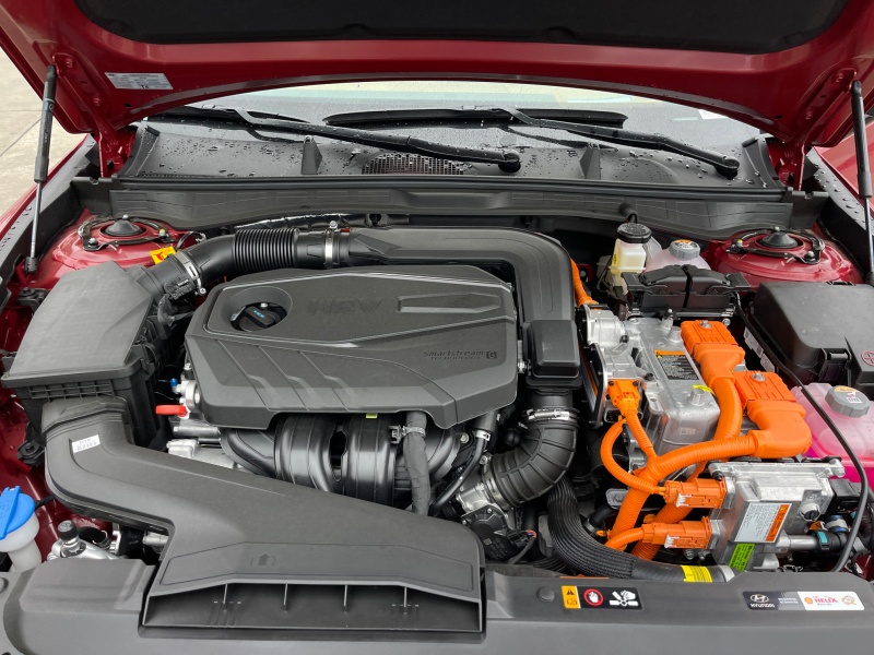 2025 Hyundai Sonata Hybrid