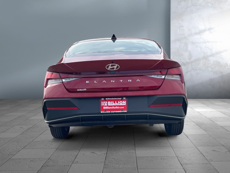 2025 Hyundai Elantra