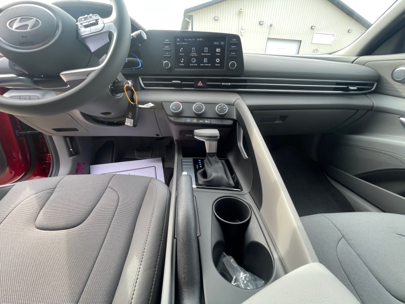 2025 Hyundai Elantra