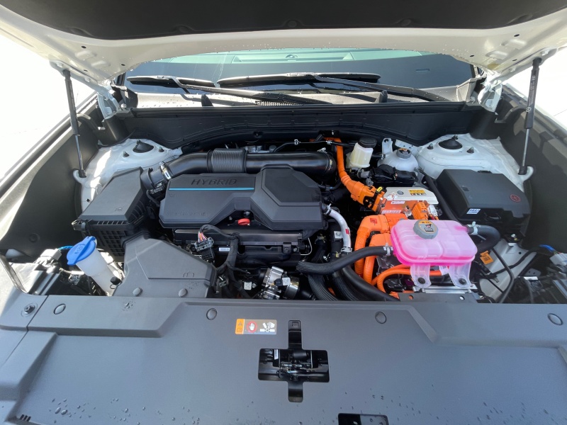 2025 Hyundai Santa Fe Hybrid