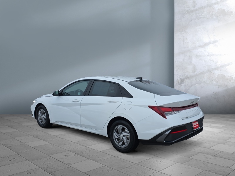 2024 Hyundai Elantra