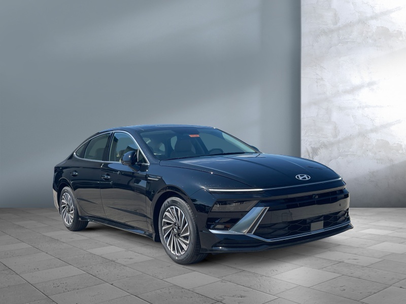 2025 Hyundai Sonata Hybrid