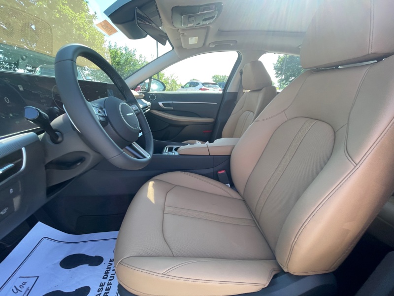 2025 Hyundai Sonata Hybrid