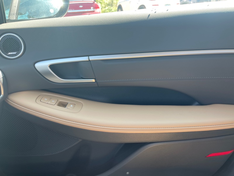 2025 Hyundai Sonata Hybrid