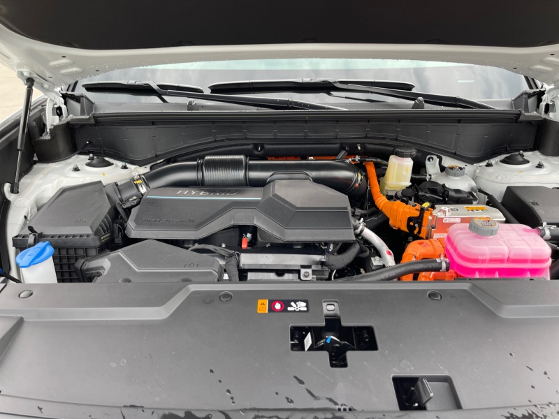 2025 Hyundai Santa Fe Hybrid