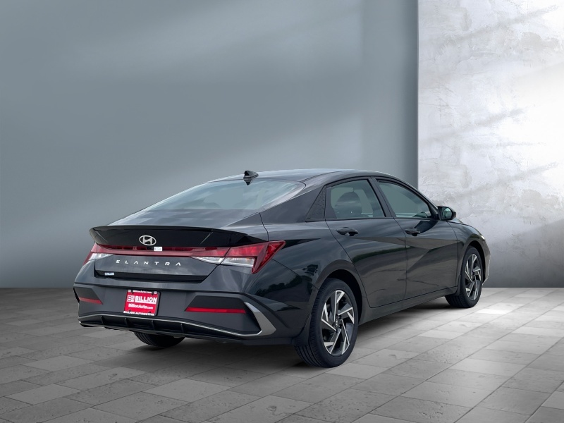 2025 Hyundai Elantra
