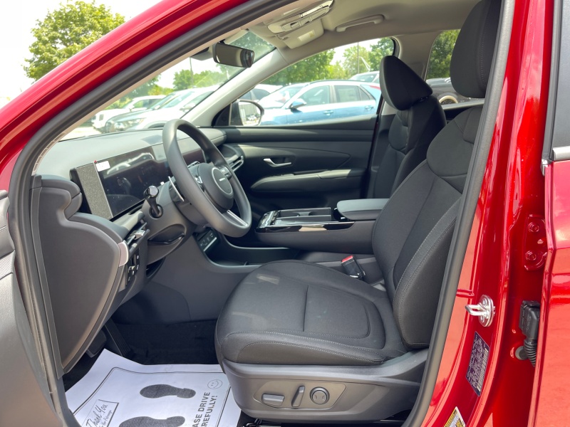 2025 Hyundai Tucson Hybrid