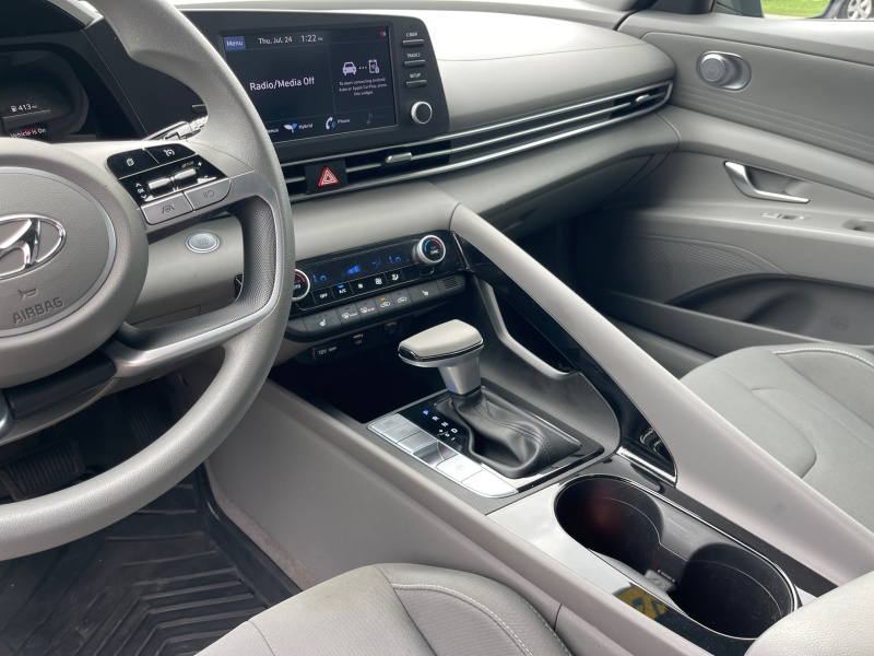 2022 Hyundai Elantra Hybrid