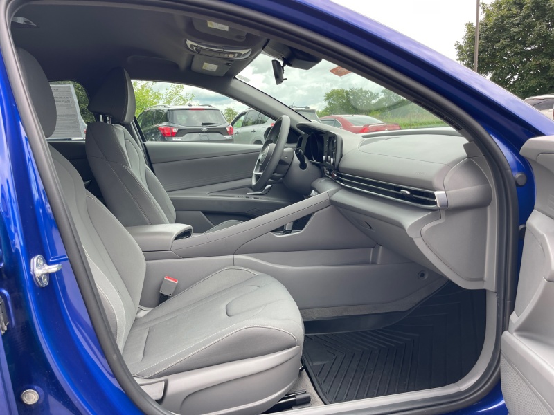 2022 Hyundai Elantra Hybrid