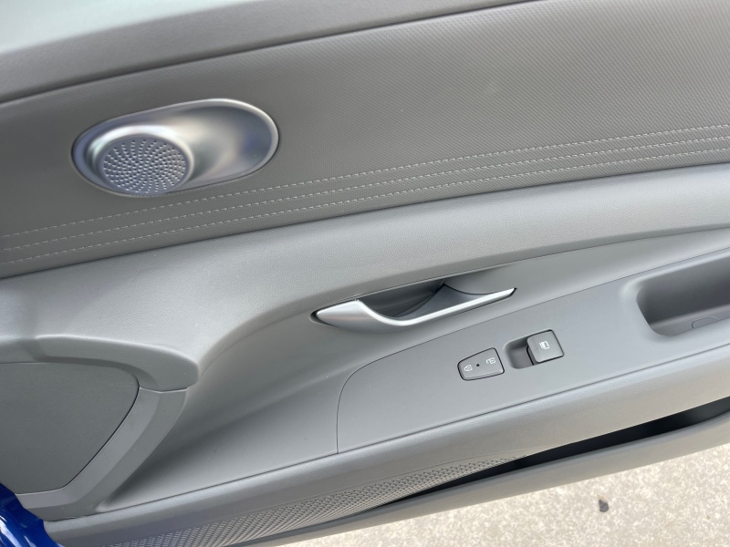 2022 Hyundai Elantra Hybrid