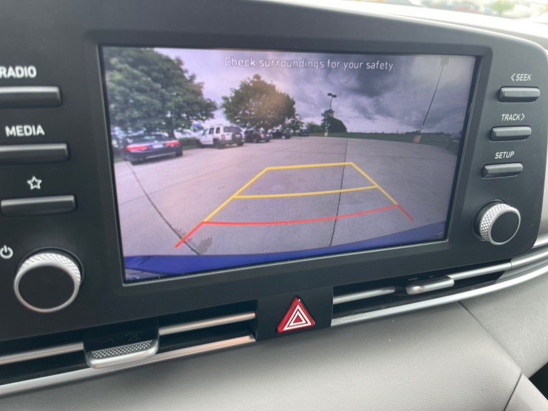 2022 Hyundai Elantra Hybrid