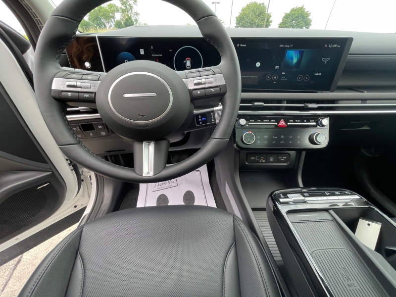 2025 Hyundai Tucson Hybrid