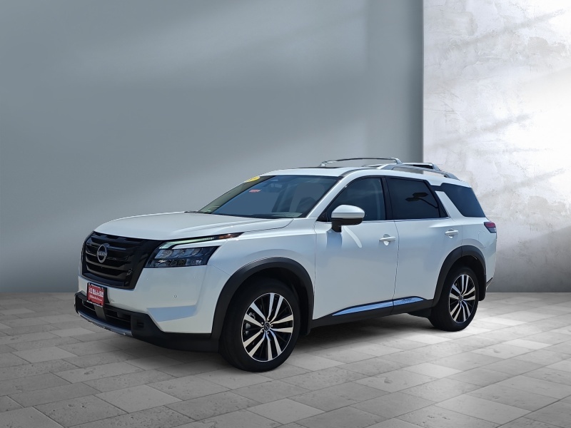 Used 2025 Nissan Pathfinder Platinum SUVs