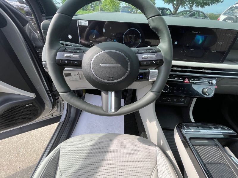 2025 Hyundai Tucson Hybrid