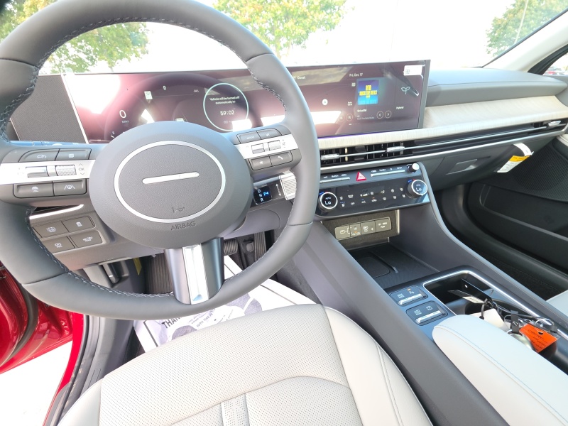 2025 Hyundai Sonata Hybrid