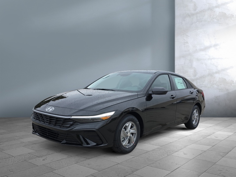 New 2026 Hyundai Elantra SE Cars