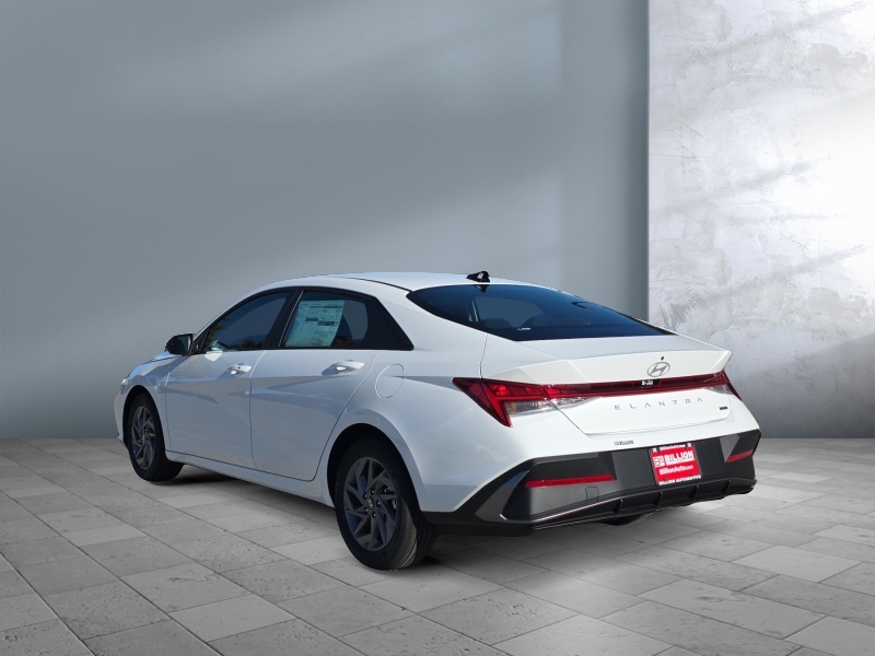 2026 Hyundai Elantra Hybrid