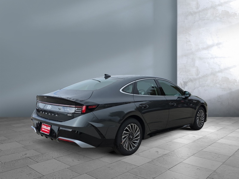 2026 Hyundai Sonata Hybrid