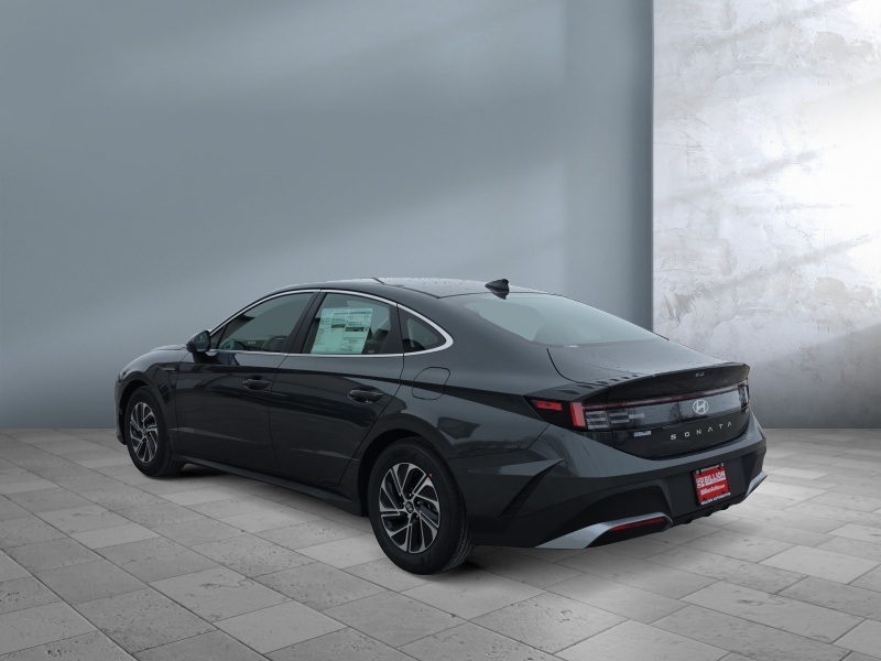 2026 Hyundai Sonata Hybrid