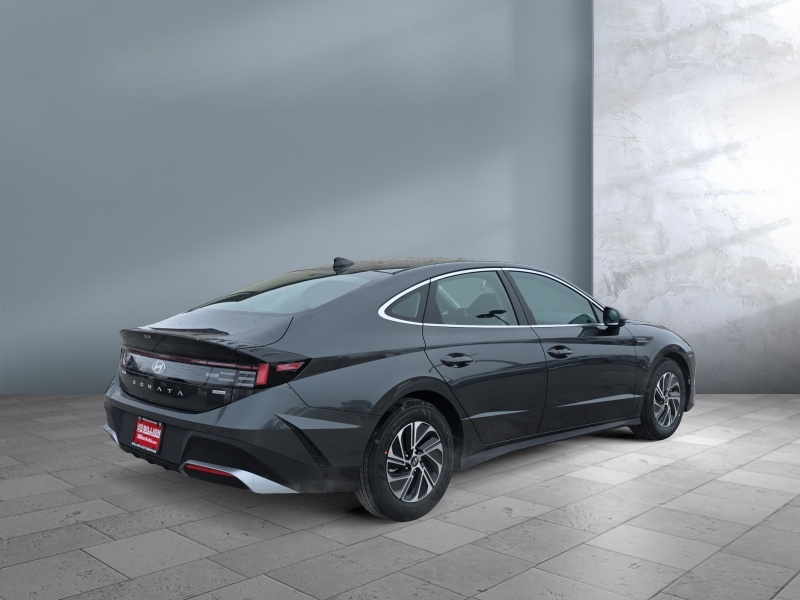 2026 Hyundai Sonata Hybrid