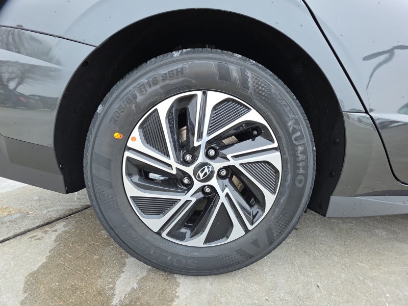 2026 Hyundai Sonata Hybrid