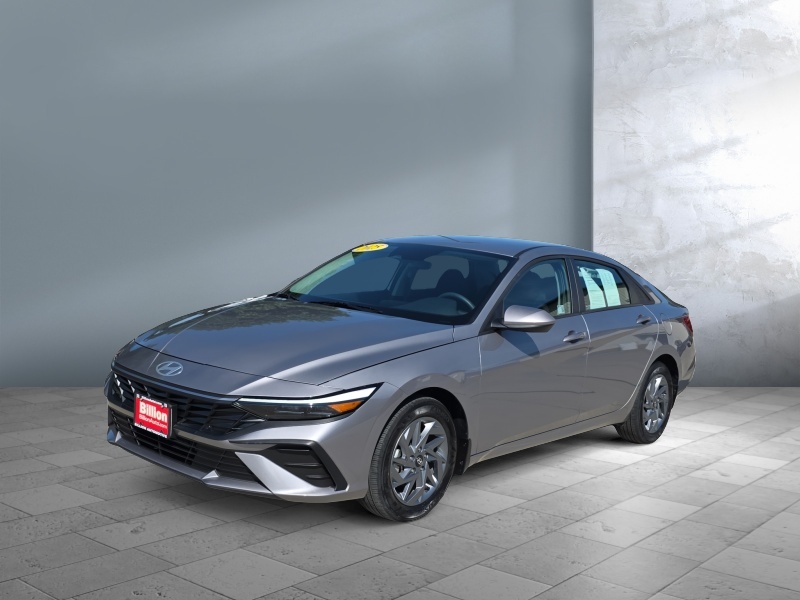 Used 2025 Hyundai Elantra Hybrid Blue Cars