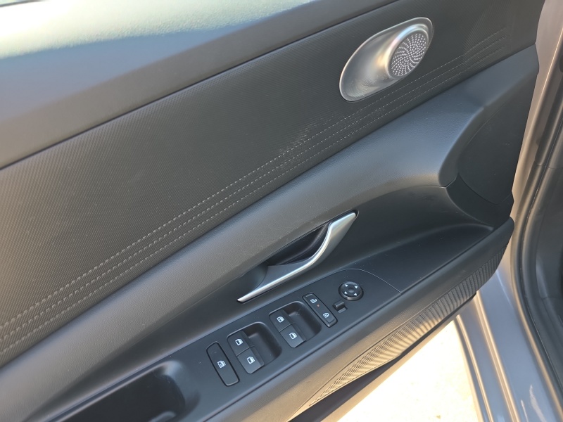 2025 Hyundai Elantra Hybrid