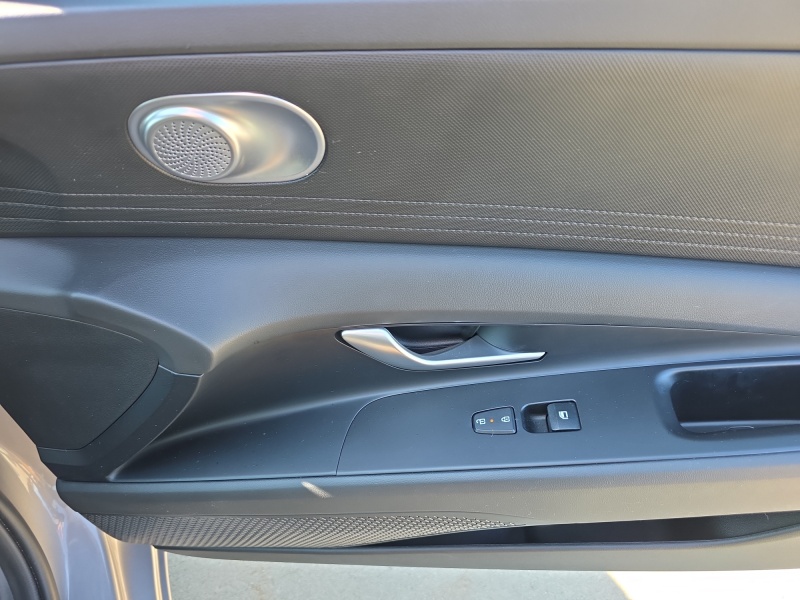 2025 Hyundai Elantra Hybrid