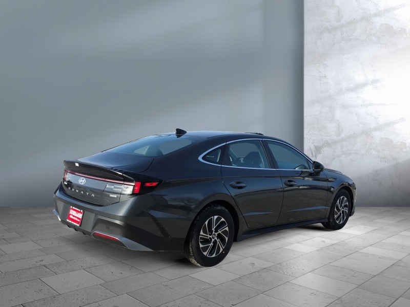 2026 Hyundai Sonata Hybrid