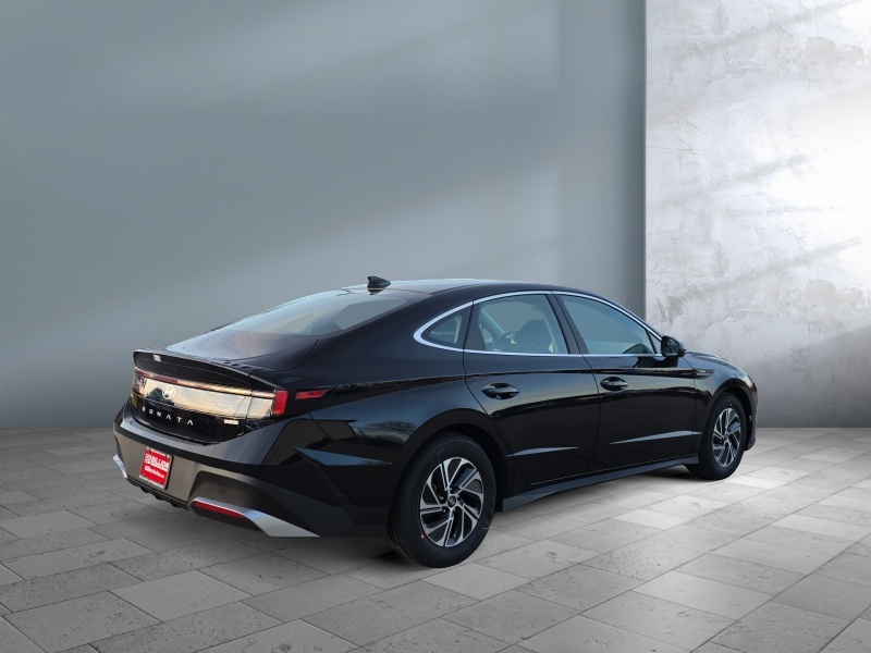 2026 Hyundai Sonata Hybrid