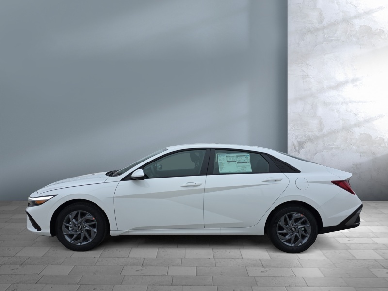 2026 Hyundai Elantra Hybrid