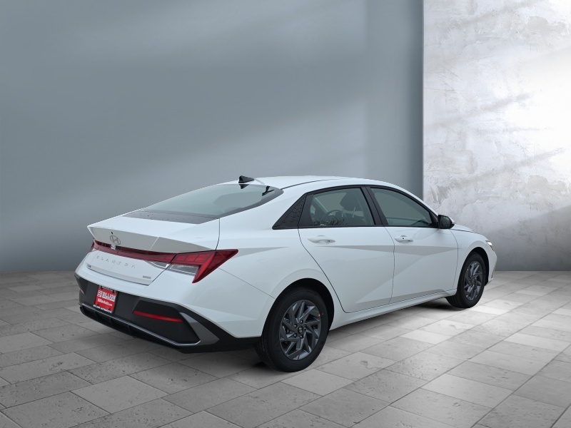 2026 Hyundai Elantra Hybrid