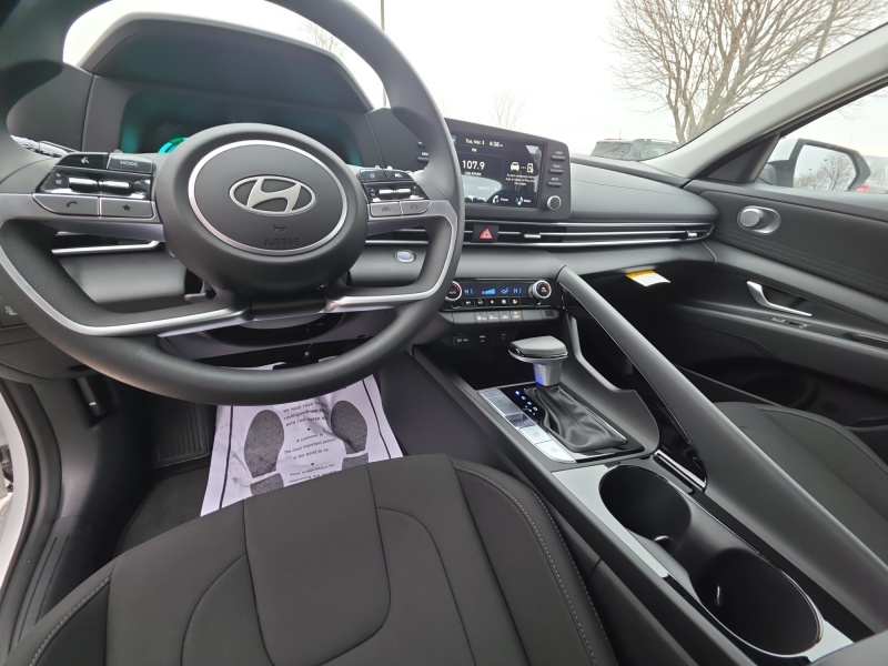 2026 Hyundai Elantra Hybrid