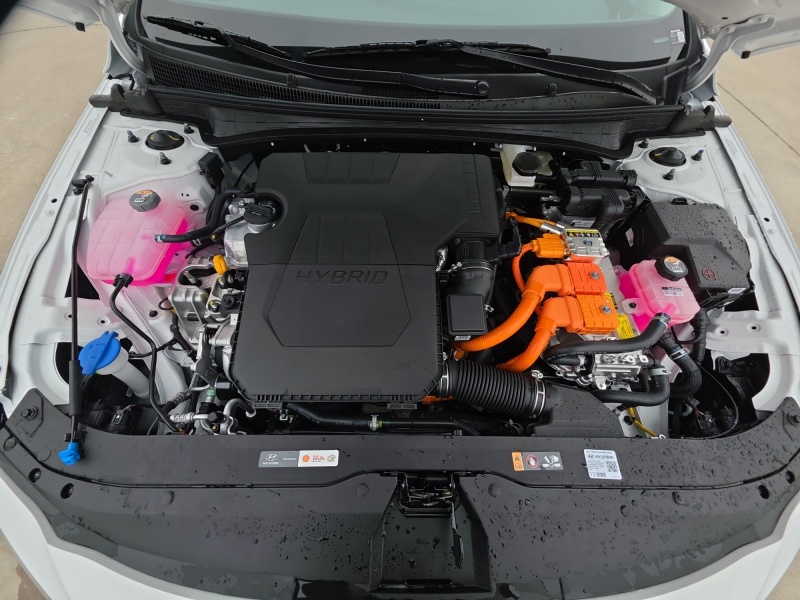 2026 Hyundai Elantra Hybrid